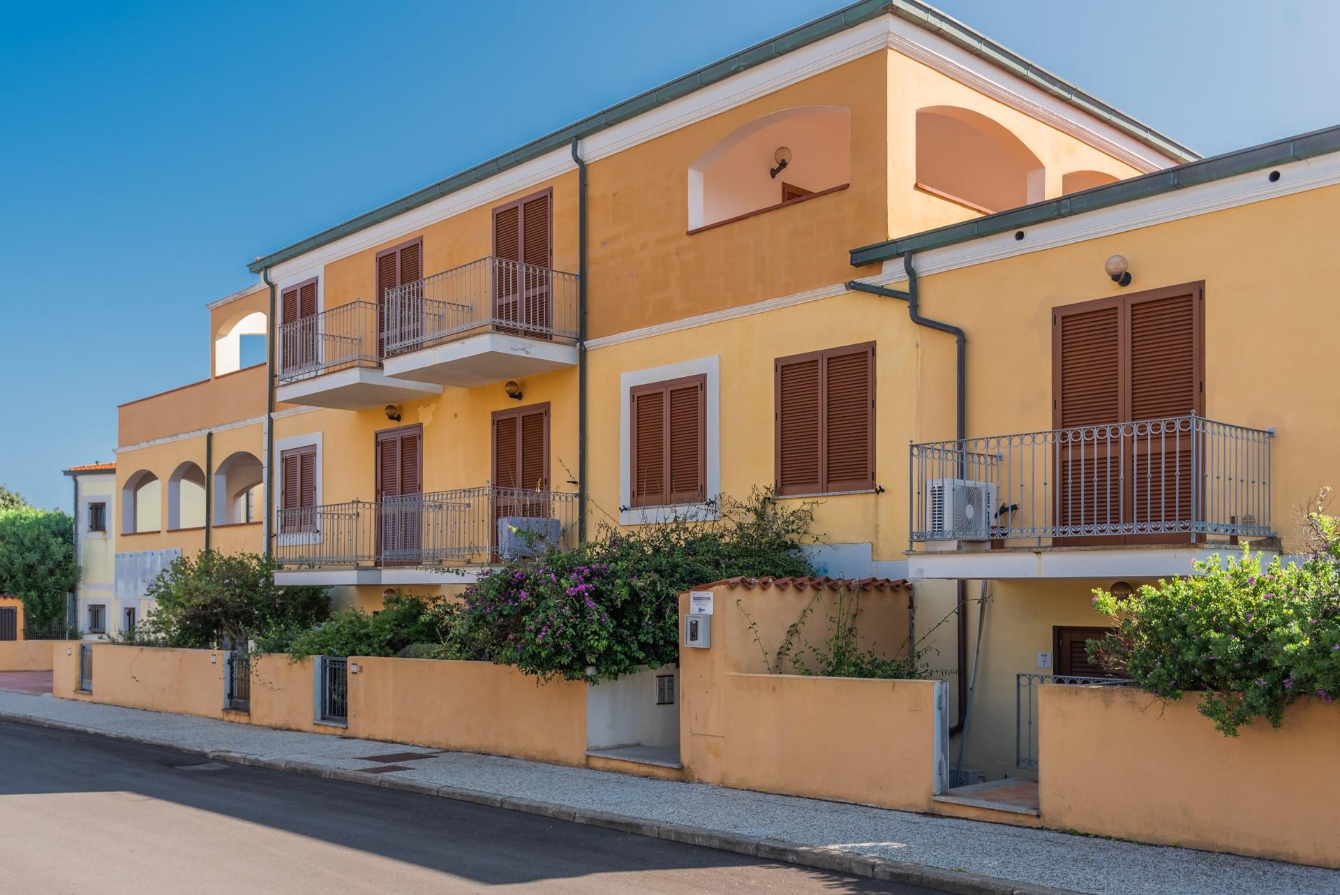 Residence Le Pavoncelle Santa Teresa Gallura Eksteriør bilde