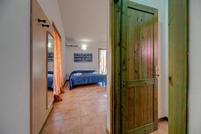 Residence Le Pavoncelle Santa Teresa Gallura Eksteriør bilde
